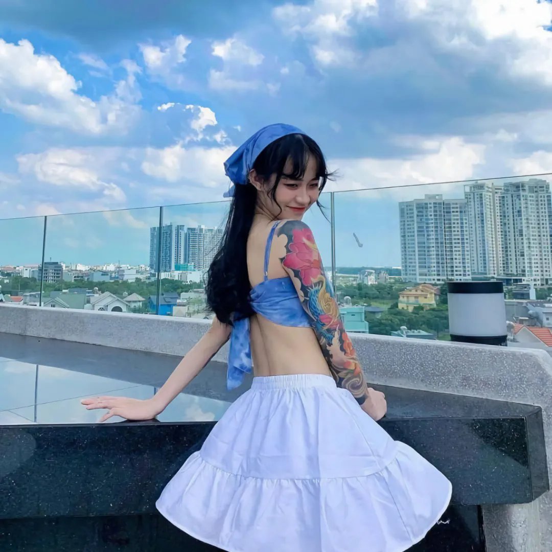 惊恐地
