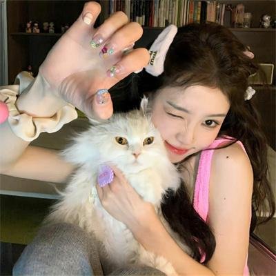 闪婚后，楚助理每天带薪恋爱